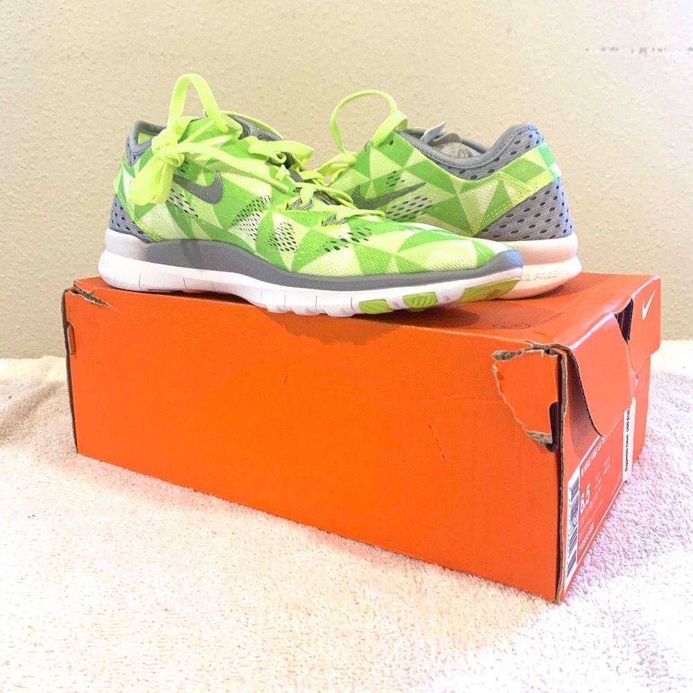 Nike Women's Neon Green Gray Athletic Running Shoes